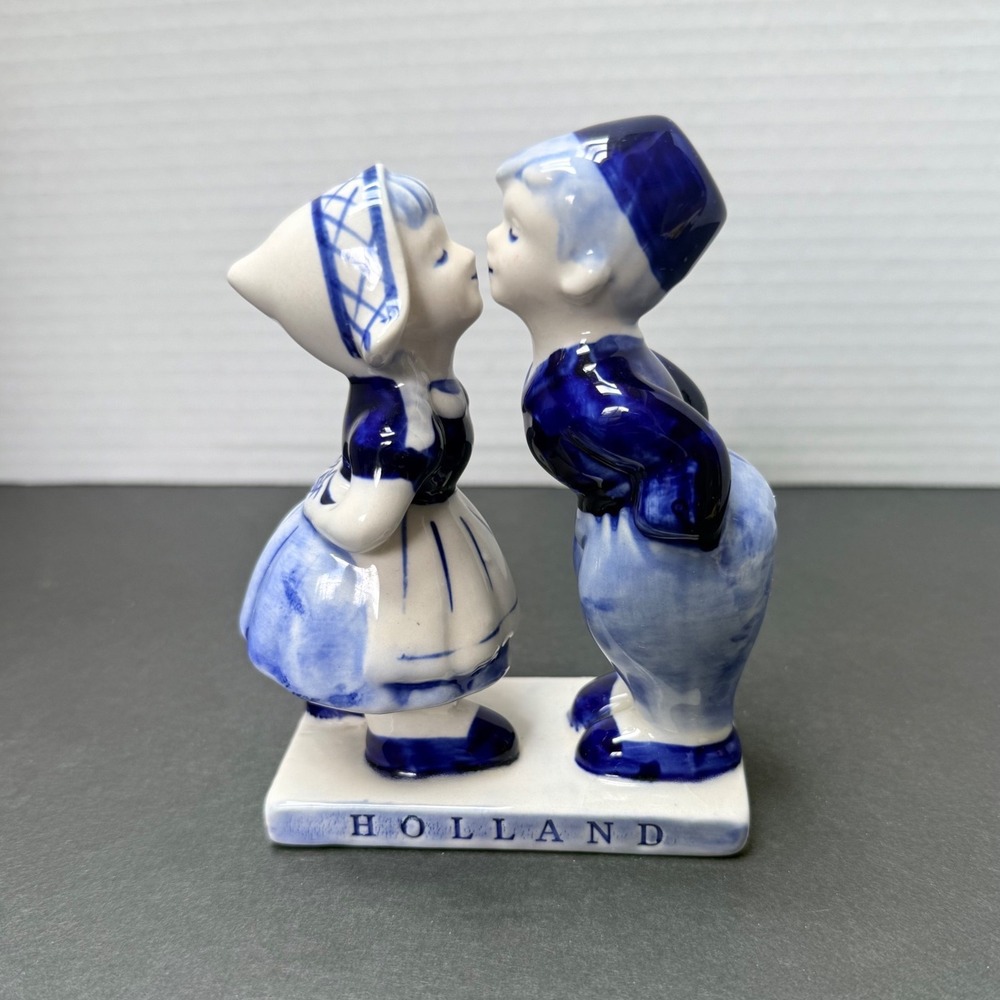 Vintage Delfts Blue Hand Painted Kissing Dutch Boy and Girl Figurine Holland